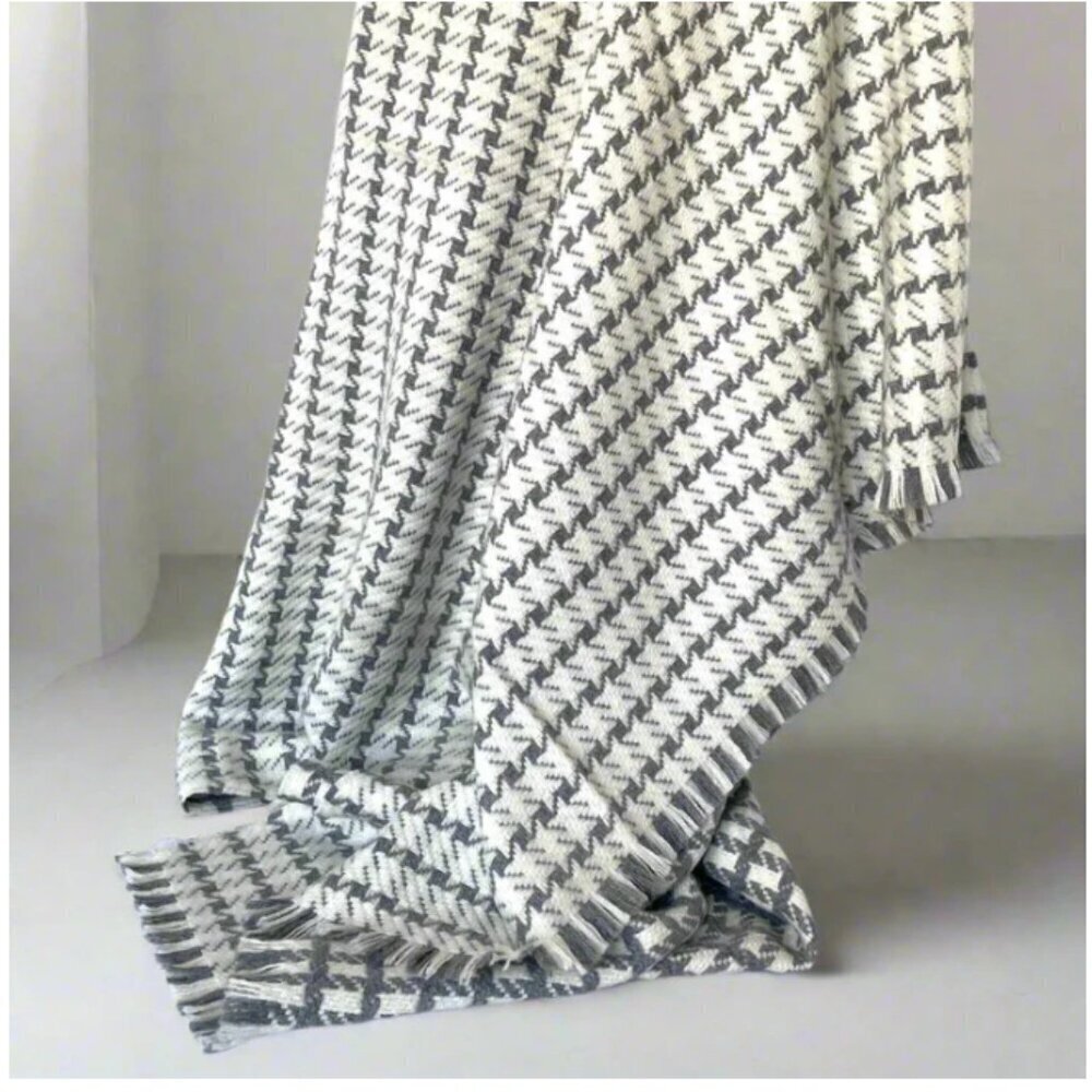ARTZNL 100% Baby Alpaca Houndstooth Throw Blanket Large Soft Warm Luxury Gray - Picture 9 of 13